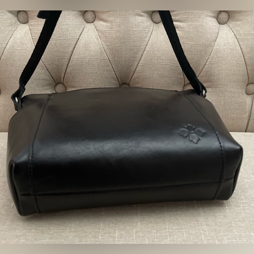 Aveley Crossbody and Valentia Smooth Leather Wallet - Picture 7 of 12